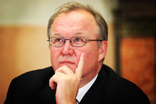 Social Democrat Göran Persson was chosen to lead as prime minister.