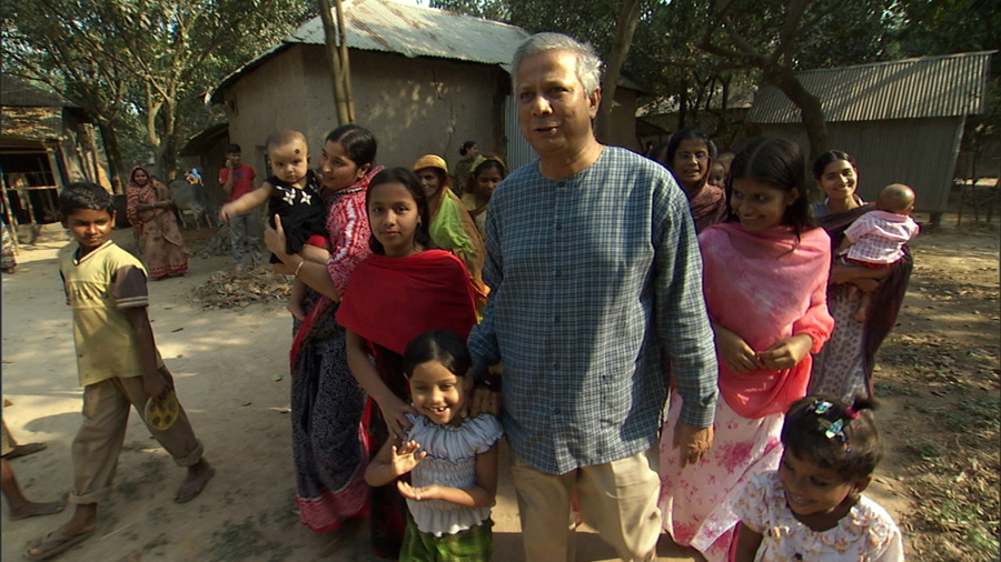 Muhammad Yunus leading villagers